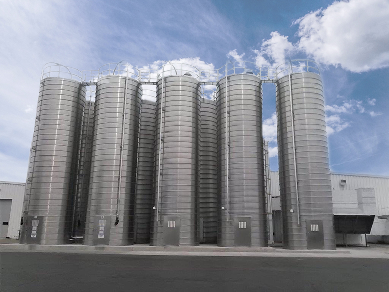 industrial powder storage silo